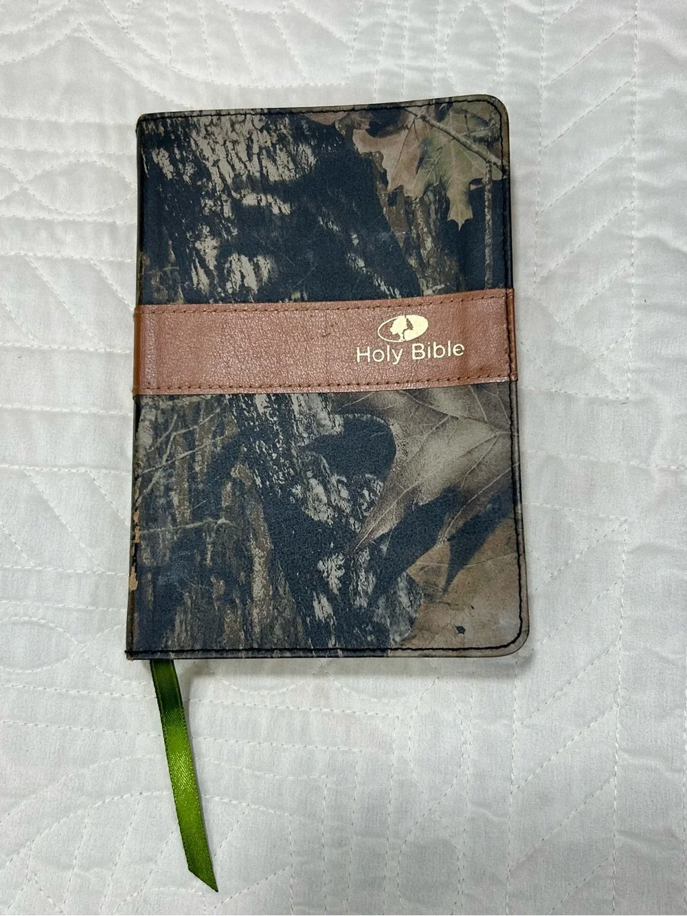 Mossy Oak Compact Bible: New King James Version, Mossy Oak